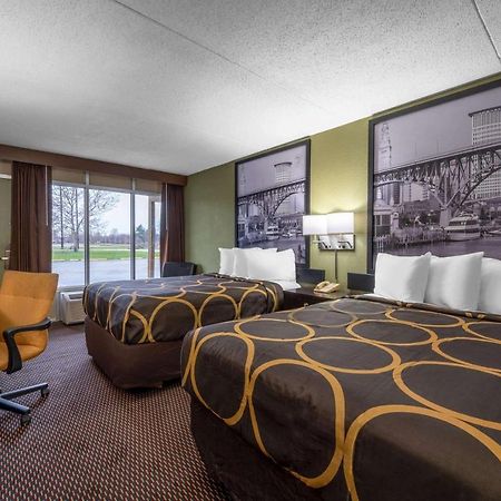 Отель Super 8 By Wyndham Perrysburg-Toledo Экстерьер фото