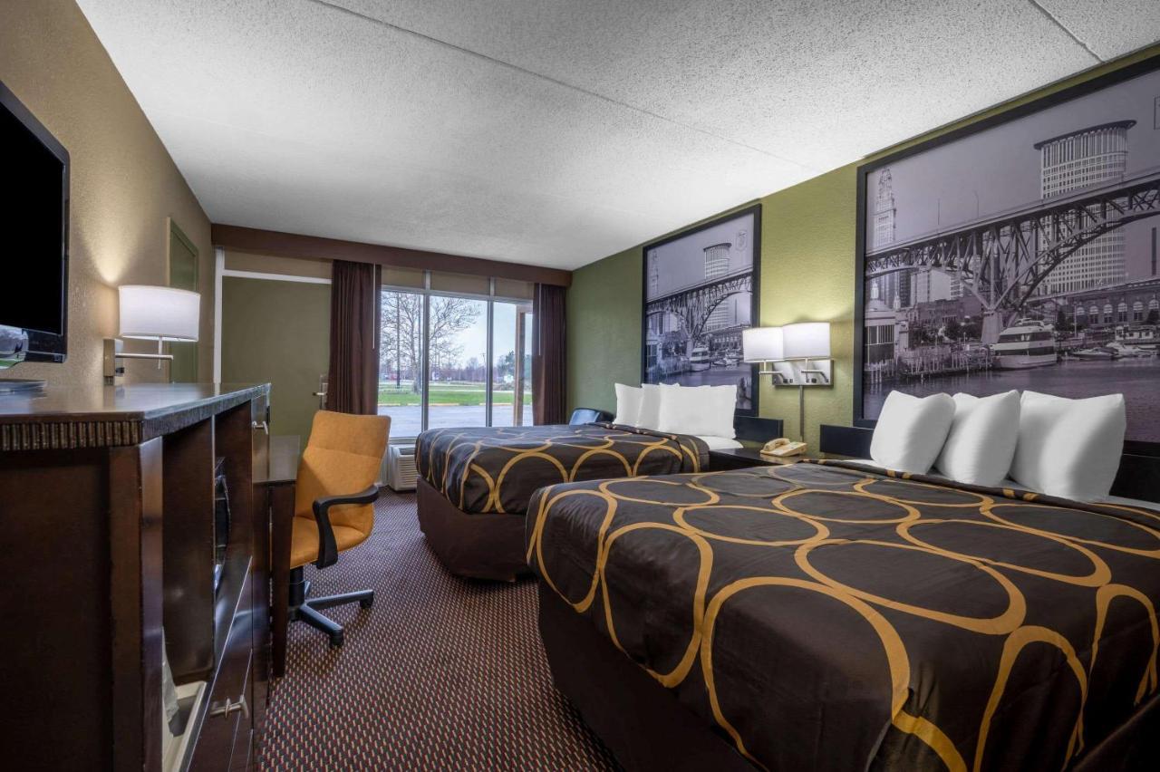 Отель Super 8 By Wyndham Perrysburg-Toledo Экстерьер фото