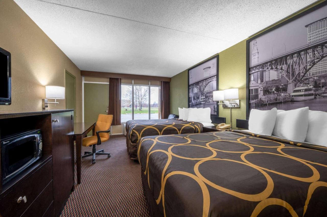 Отель Super 8 By Wyndham Perrysburg-Toledo Экстерьер фото
