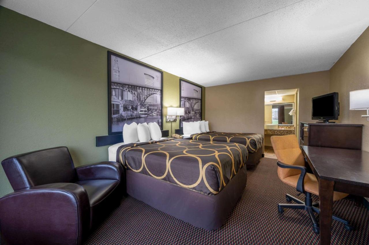Отель Super 8 By Wyndham Perrysburg-Toledo Экстерьер фото